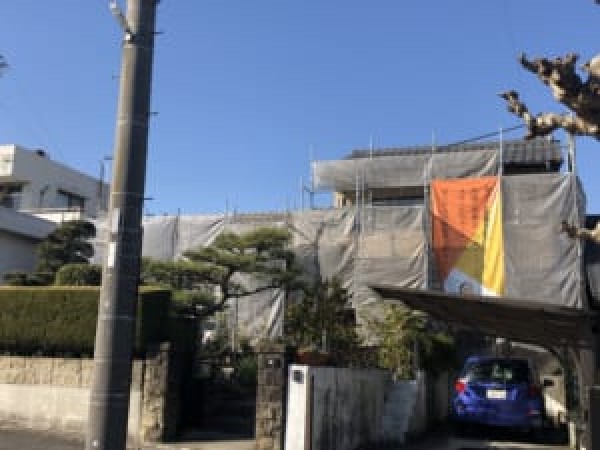 外壁塗装では足場が大切！必要な理由や費用の相場を紹介します！サムネイル