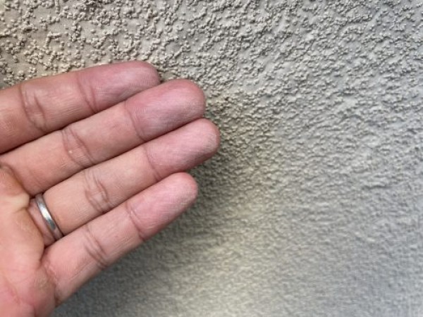 【尾張旭市】築１５年のお宅で外壁塗装の建物調査サムネイル