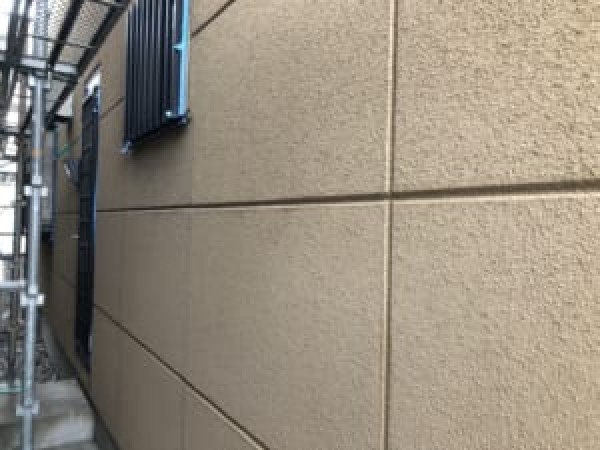 シーリング施工は外壁塗装をする上で最も大切です！！サムネイル