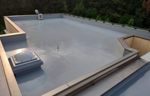 ［瀬戸市］屋上防水工事　瀬戸自動車学校様サムネイル