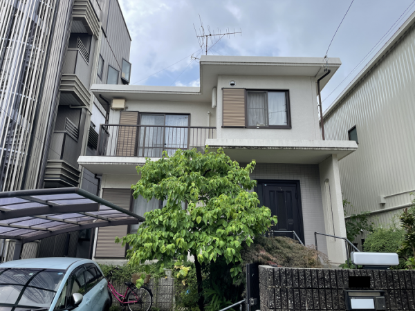 【名古屋市名東区】屋根が平で屋上になっているお宅でのメンテナスが完成しました。サムネイル