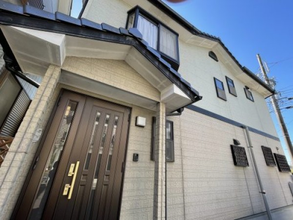 【瀬戸市】部屋の天井にシミが発生してしまったお宅で建物調査サムネイル