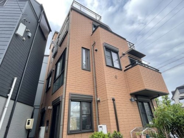 【瀬戸市】ヘーベルハウスで建てられたお宅で建物調査サムネイル