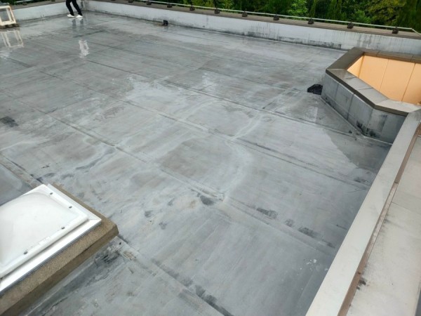 【瀬戸市】瀬戸自動車学校の屋上の防水工事サムネイル