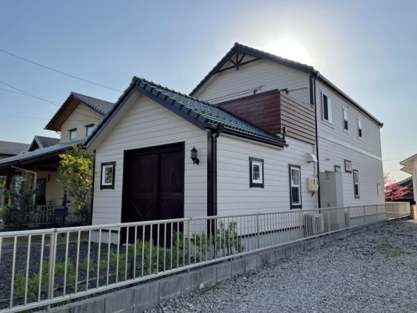 風水における外壁塗装の色のご紹介！カラーコーディネーターから伝授！サムネイル