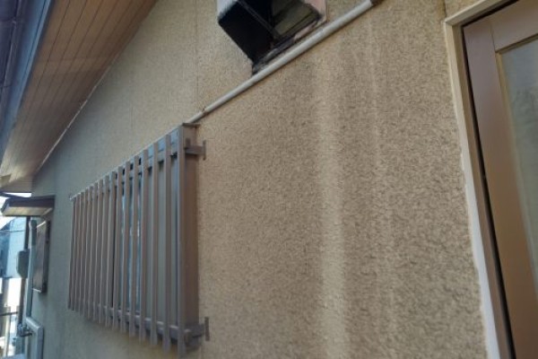 【瀬戸市】モルタル壁にひび割れが発生しているお宅で建物調査サムネイル