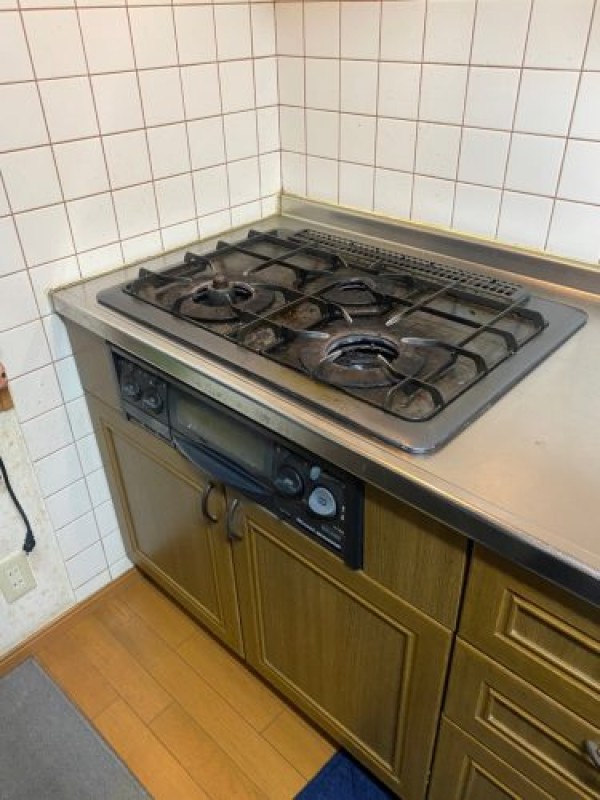 【瀬戸市】ガスコンロの交換を施工させて頂きました。サムネイル