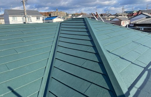 ［尾張旭市］屋根カバー工法工事　A様邸サムネイル