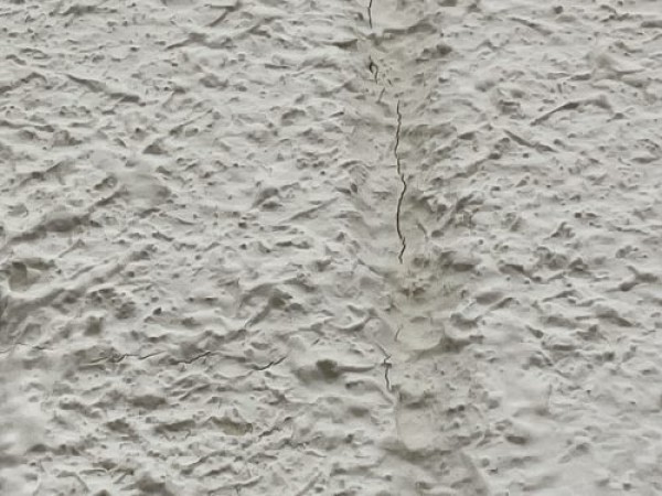 【尾張旭市】ALCパネルの築４４年のお宅からお見積りのご依頼を頂きましたサムネイル