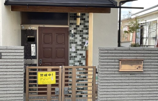 玄関前柱交換・波板交換工事　Ｍ様邸サムネイル