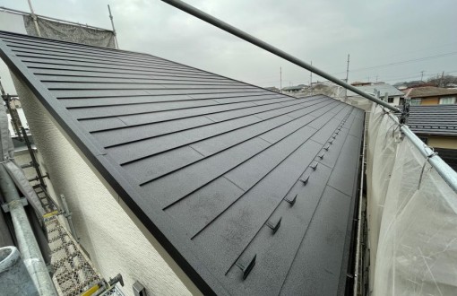 屋根カバー工法施工後
