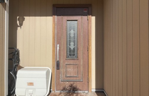 玄関ドア施工前