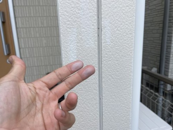 【尾張旭市】白系の色の外壁のお宅で見られた経年劣化サムネイル