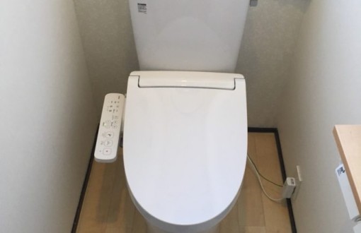 トイレ交換施工前