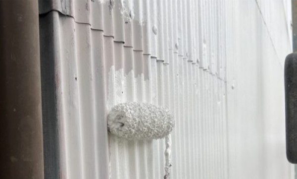 モルタル壁とトタン壁のお宅で外壁塗装を行わせて頂きました。サムネイル