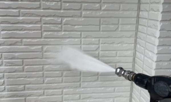 【瀬戸市】ハウスメーカーのお宅で外壁塗装！サムネイル