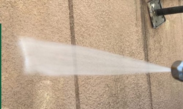 【尾張旭市】3階建てのALC壁のお宅で外壁塗装が完成しましたサムネイル