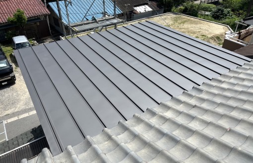 屋根カバー工法施工後