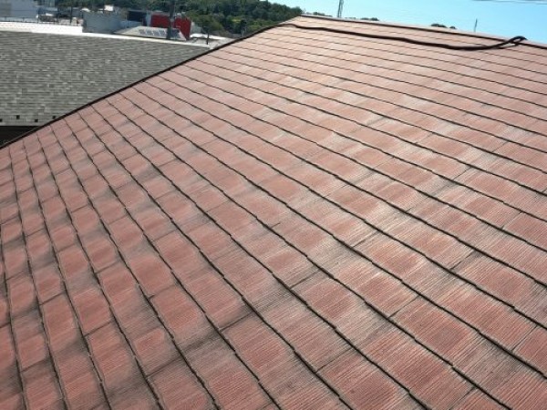 【瀬戸市】太陽光パネルの設置と天窓があるスレート屋根のお宅で屋根の調査サムネイル