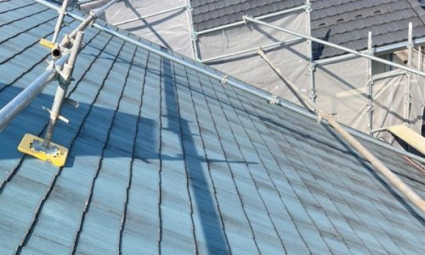 【瀬戸市】タイルが張られているお宅で屋根塗装を行わせて頂きました。サムネイル