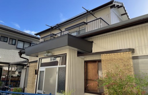 ［尾張旭市］外壁塗装・下屋根カバー工法・軒裏張替工事　Ｉ様邸サムネイル
