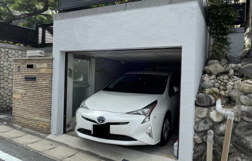 ‐　車庫塗装・土居のし補修工事　M様邸サムネイル