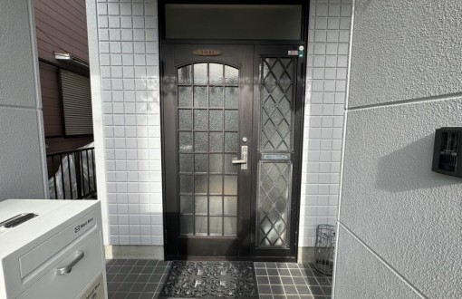 玄関ドア施工前