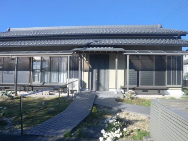 平屋にお住まいのお客様より外壁塗装のお見積り依頼を頂きましたサムネイル