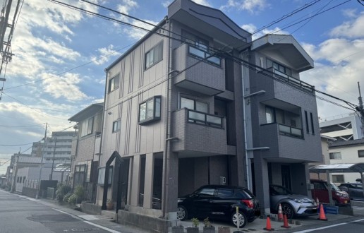 ［名古屋市守山区］外壁塗装・屋根塗装・パラペット板金工事　S様邸サムネイル