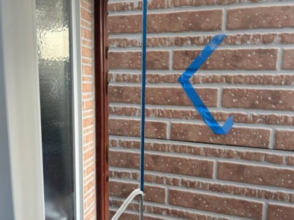 大人気カラー！グレー×ホワイトのツートンカラーで外壁塗装を行わせて頂きましたサムネイル