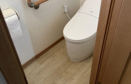 ［瀬戸市］トイレ・キッチン改修工事　Ｓ様邸サムネイル