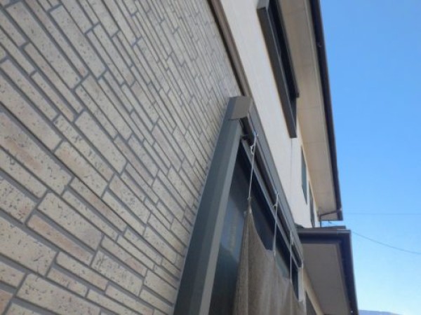 シーリングの劣化が目立つお宅で外装工事のお見積り調査に行ってきましたサムネイル