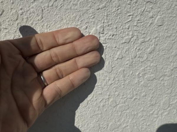 モルタル壁のお宅で外壁塗装の見積もり調査に行ってきましたサムネイル