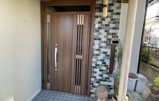 ［瀬戸市］玄関ドアカバー工法工事　M様邸サムネイル