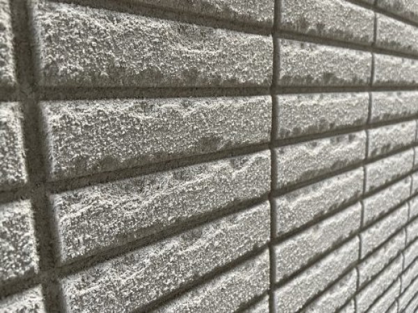 ALC外壁のお宅で初めての塗り替え工事をご検討されており、お問い合わせを頂きましたの調査に行ってきましたサムネイル