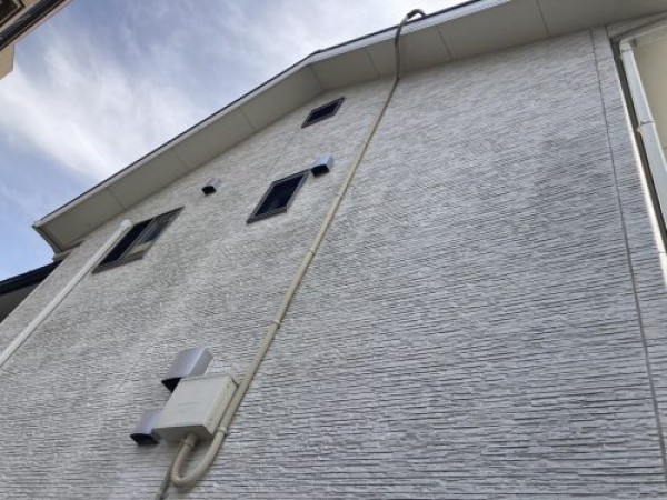 築１４年が経過されているお客様のお宅で外壁塗装のお見積り調査を行わせて頂きましたサムネイル