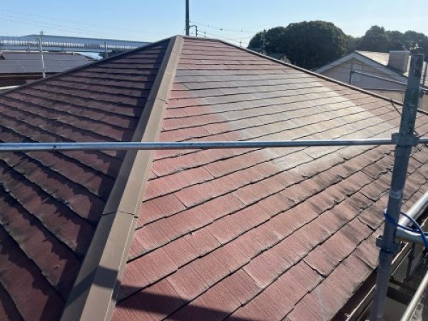 外壁塗装を行わせて頂いたお客様のお宅で屋根カバー工法工事を行わせていただきましたサムネイル