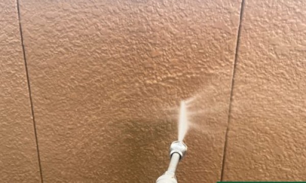 築３０年以上のお宅で再塗装を行わせて頂きました。サムネイル