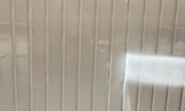 トタンが外壁に張られているお宅で外壁塗装を行わせて頂きましたサムネイル