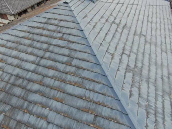 スレート屋根が葺かれていお宅のお客様より屋根塗装のお見積り依頼を頂きました。サムネイル