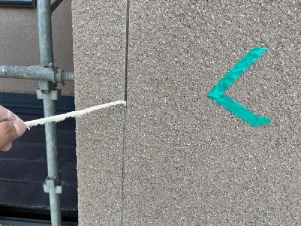 尾張旭市でのセラミック塗装の再塗装事例：ナノコンポジットWと快適サーモSiを使用した外壁と屋根のメンテナンスサムネイル