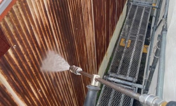 長久手市で築47年のトタン外壁をシリコン塗装で美しく外壁塗装！サムネイル