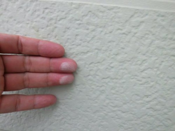 豊田市の築30年住宅に外壁塗装調査：チョーキングや塗膜剥がれの原因と対策サムネイル