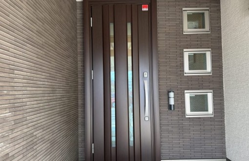 玄関ドア施工後