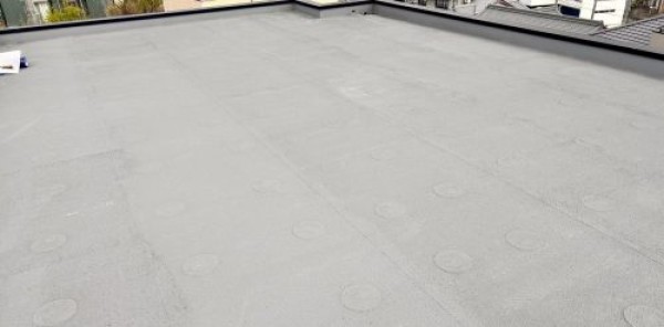 【豊田市】屋上防水工事ならリメイクホームにお任せ！劣化原因と施工の流れを徹底解説サムネイル