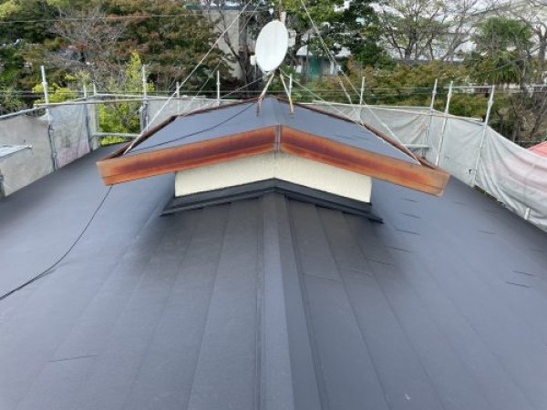【長久手市】屋根カバー工法, 築40年の屋根を安心リフォームサムネイル