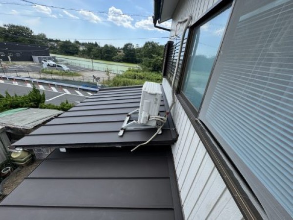 【瀬戸市】劣化した屋根板金の修理・メンテナンスはお早めに！サムネイル