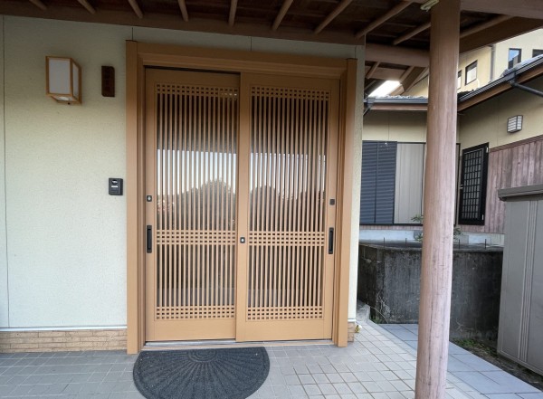 【瀬戸市】LIXIL リシェント玄関引戸取替工事サムネイル