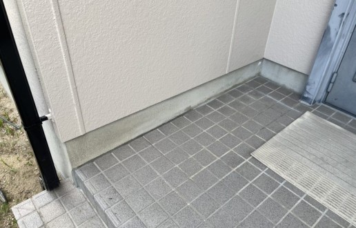 [名古屋市]　玄関タイル目地補修・基礎コンクリート補修・ブロック塀補修　N様邸サムネイル