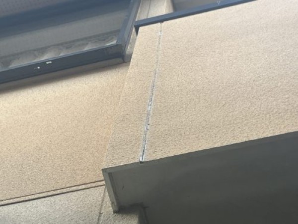 【尾張旭市】外壁塗装ならリメイクホーム, 築20年のお宅での建物調査サムネイル